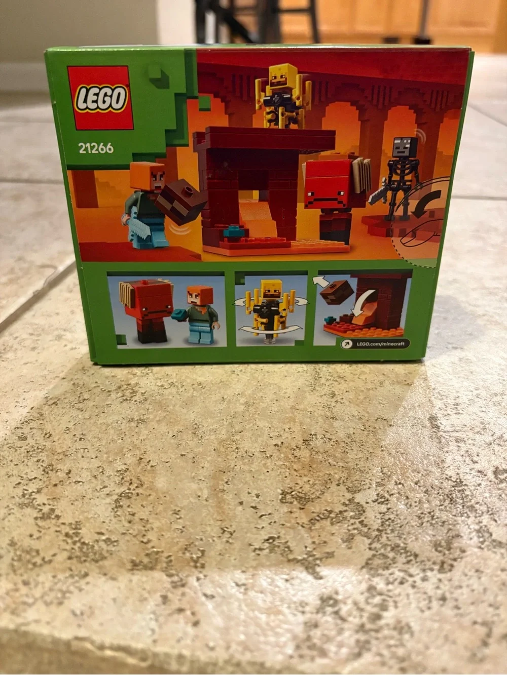 Lego Minecraft Nether Battle Set with Orange and Green Box Art